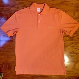 Men’s Brooks Brothers size S polo style shirt